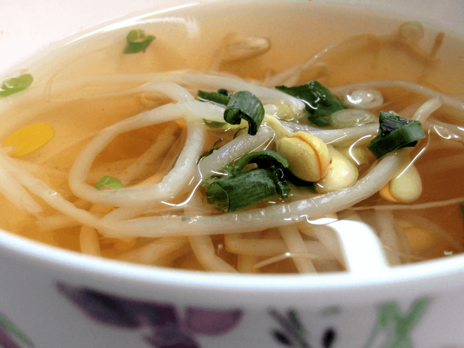 Kongnamul Guk - Bean Sprout Soup
