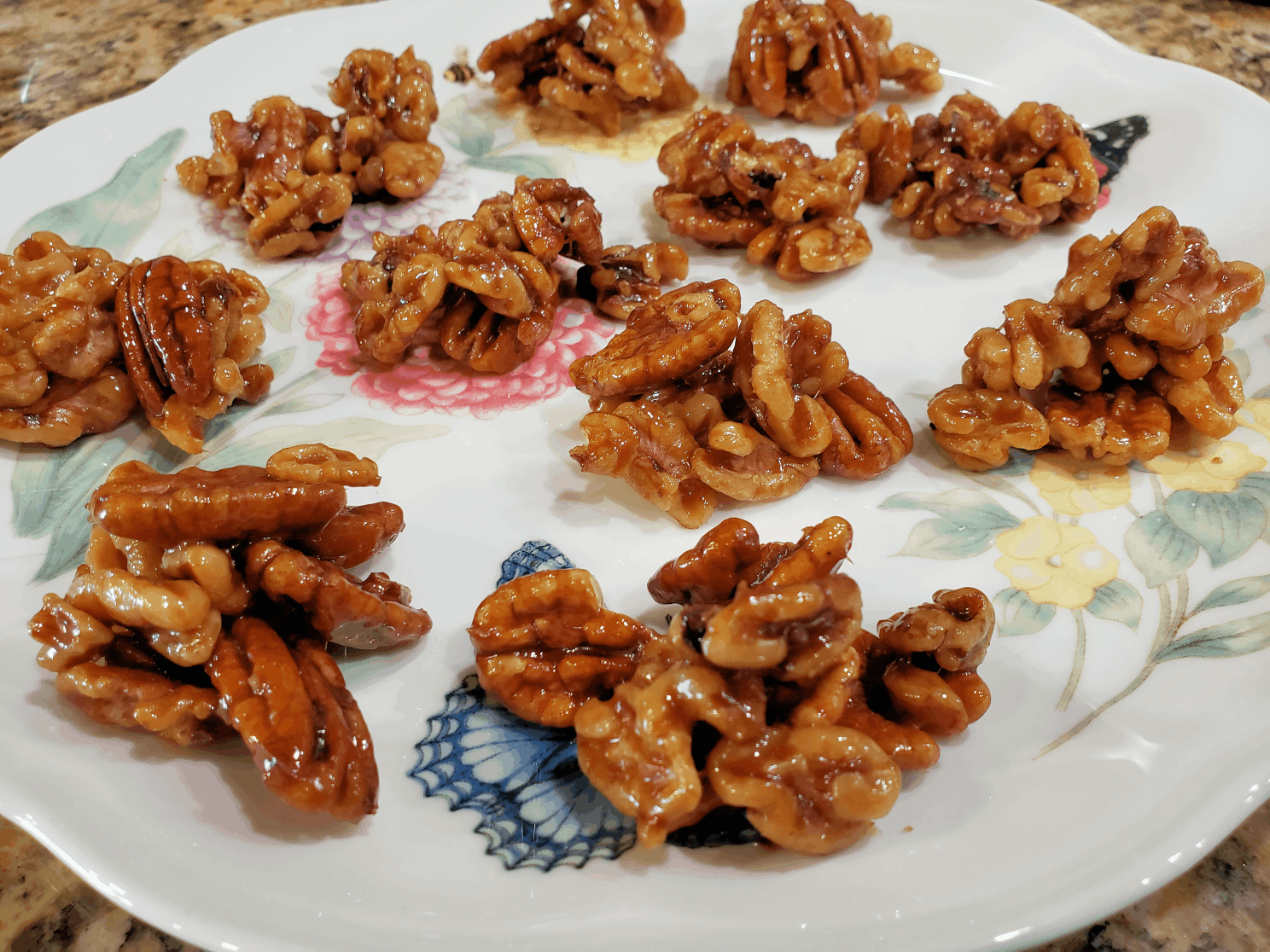Hodo Jeonggwa - Soy Candied Walnuts